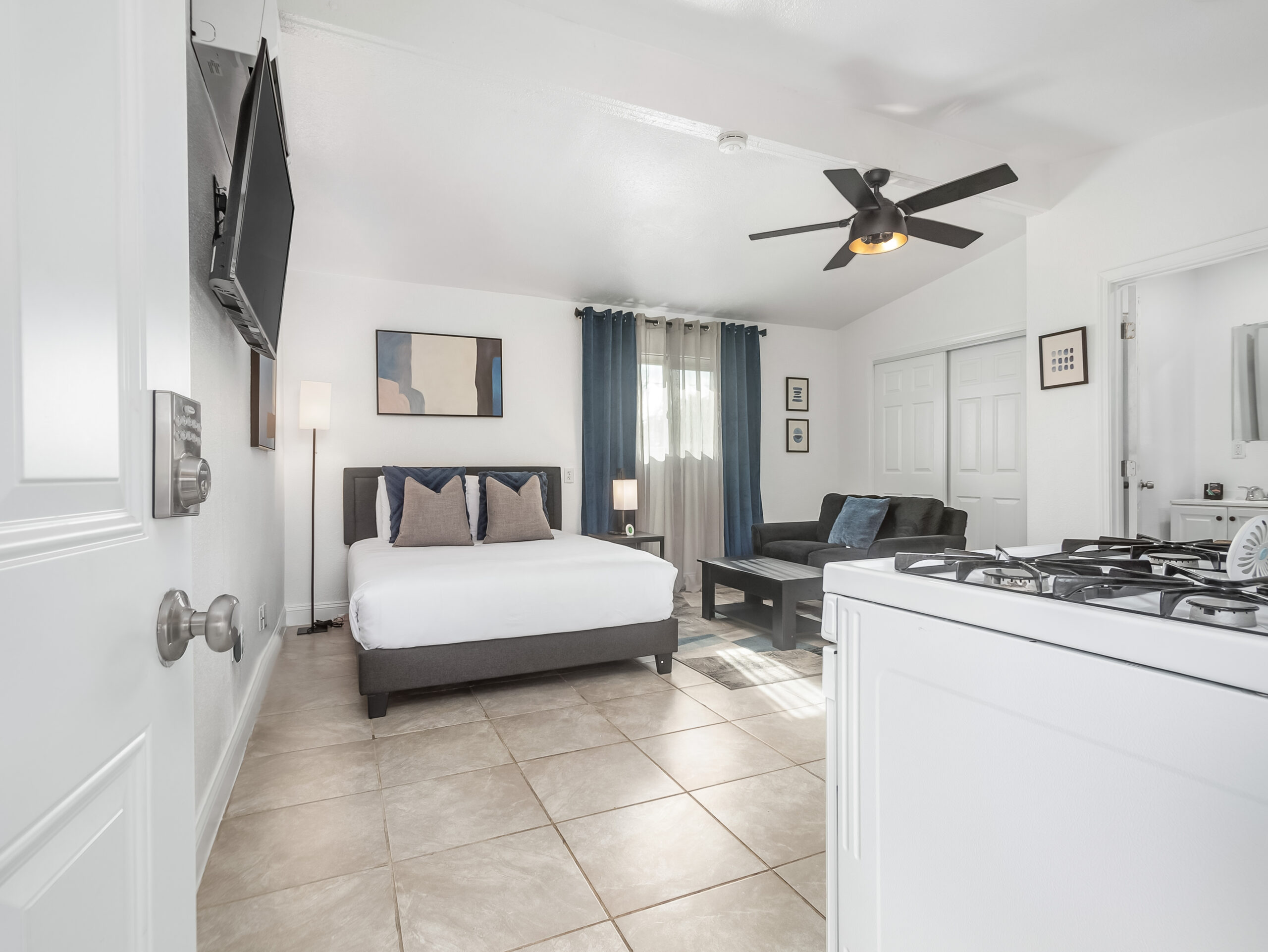 Fresno Studio 1 Bed Full Bath Fresno Short Term Rentals